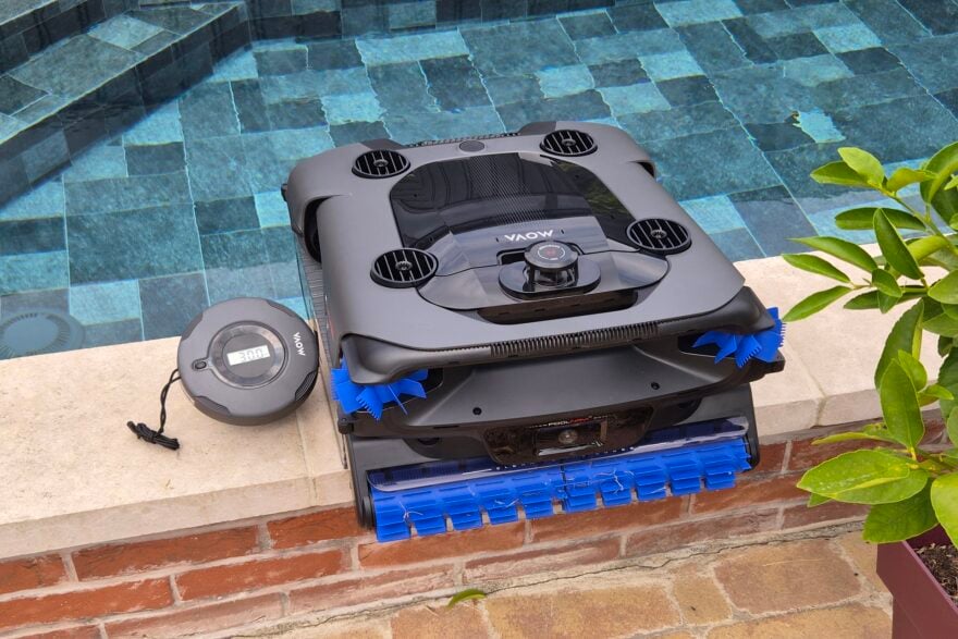 Test Mova Rover X10 : ce robot piscine vaut-il vraiment ses 2 499 euros ?