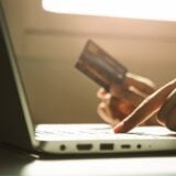 Carte Bancaire Ia Virus Ordinateur Clavier Paiement (2)