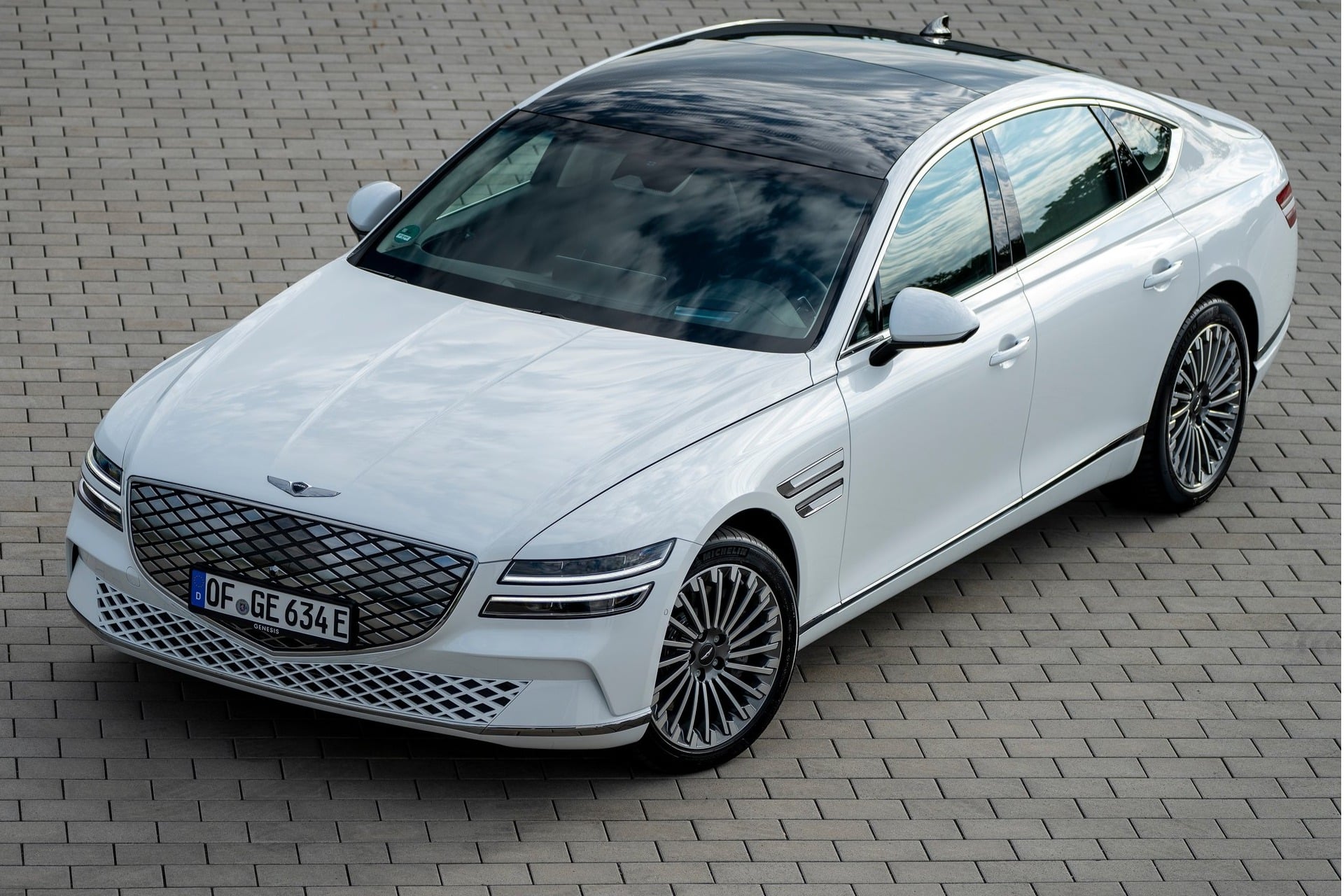 Genesis Electrified G80 (1)