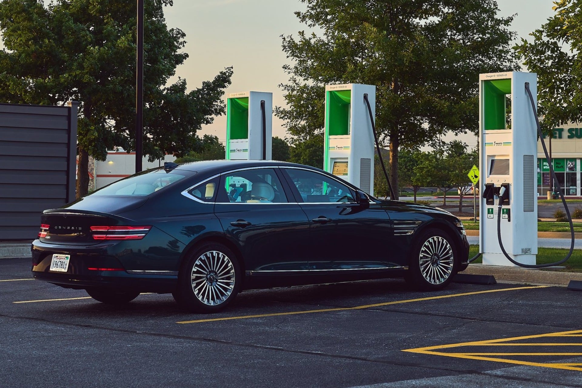 Genesis Electrified G80 (5)
