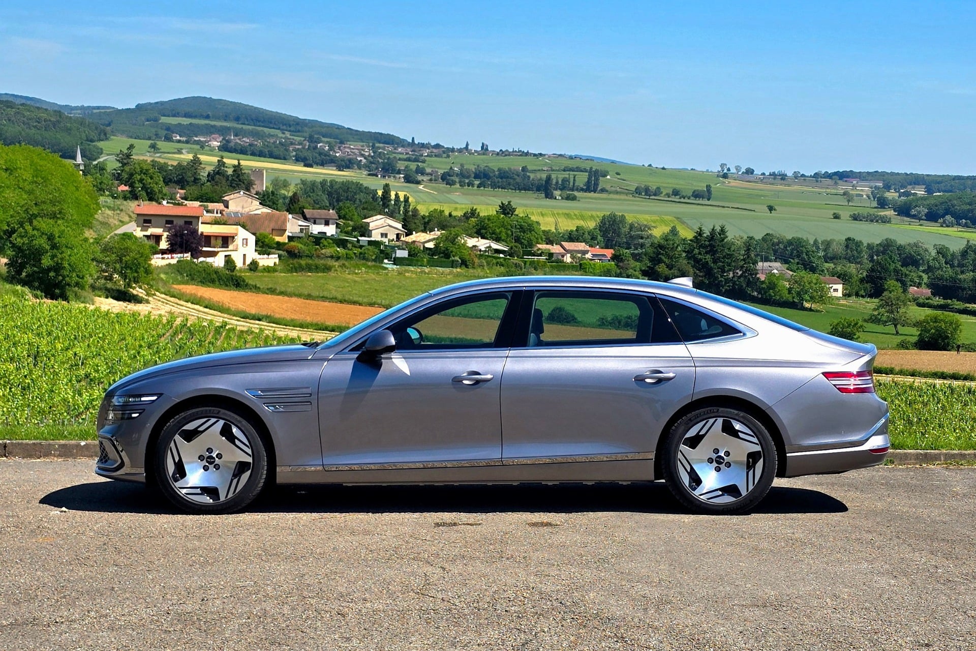 Genesis G80 (12)