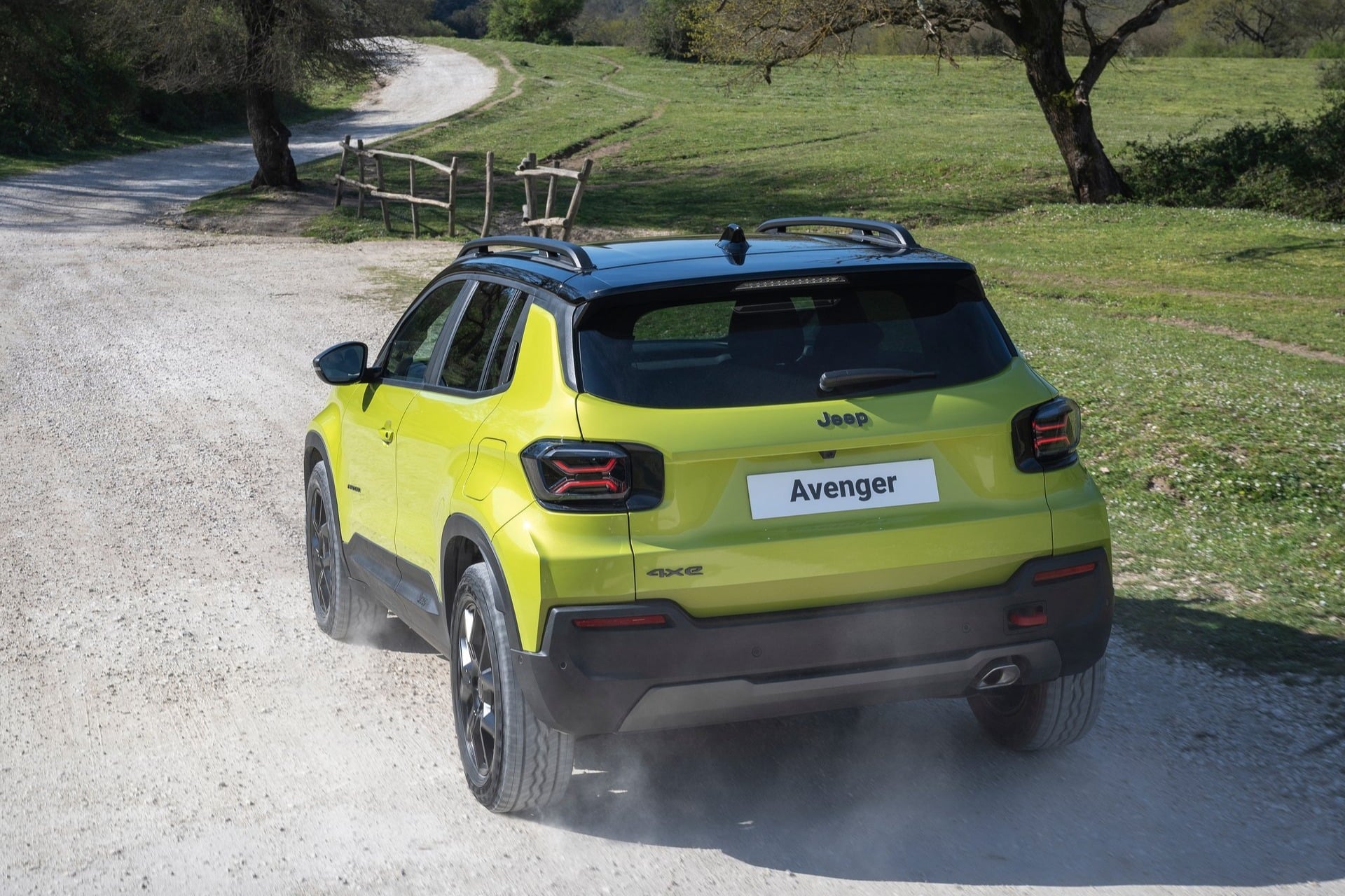 Jeep Avenger (2)