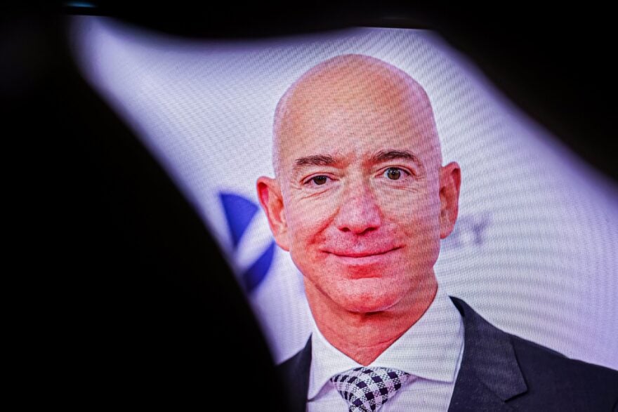 Séisme dans le football ! Jeff Bezos va entrer au capital de ce club mythique