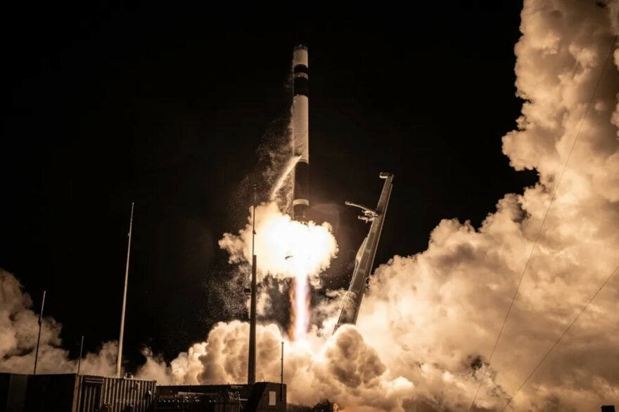 « Lancer des fusées n’importe où, n’importe quand, sans compromis » : Rocket Lab dévoile GHOST, un port spatial… portable !