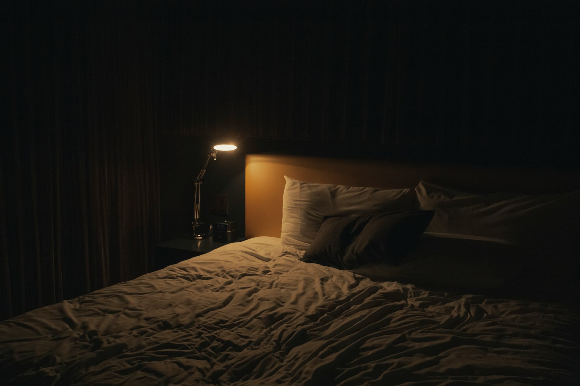 Lumière, Lit