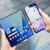 Samsung Galaxy Z Fold7 Et Apple iPhone 16 Pro Max (2)