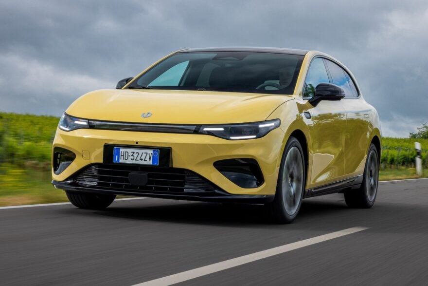 26 000 € et recharge en 17 min : la Leapmotor B05 peut-elle terrasser la Volkswagen ID.3 Neo ?