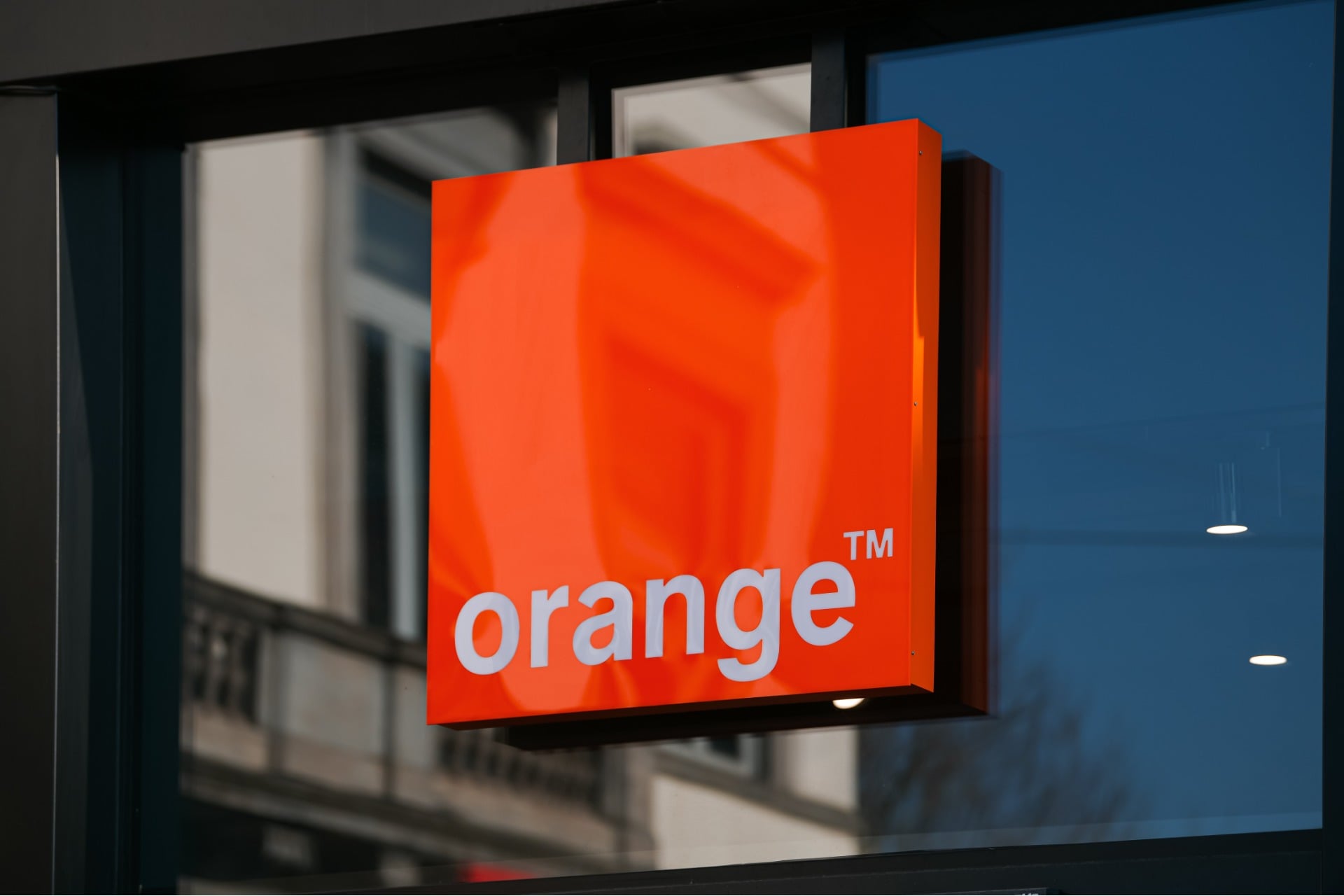 Orange Operateur France Satellite Europe Mobile Reseau (2)