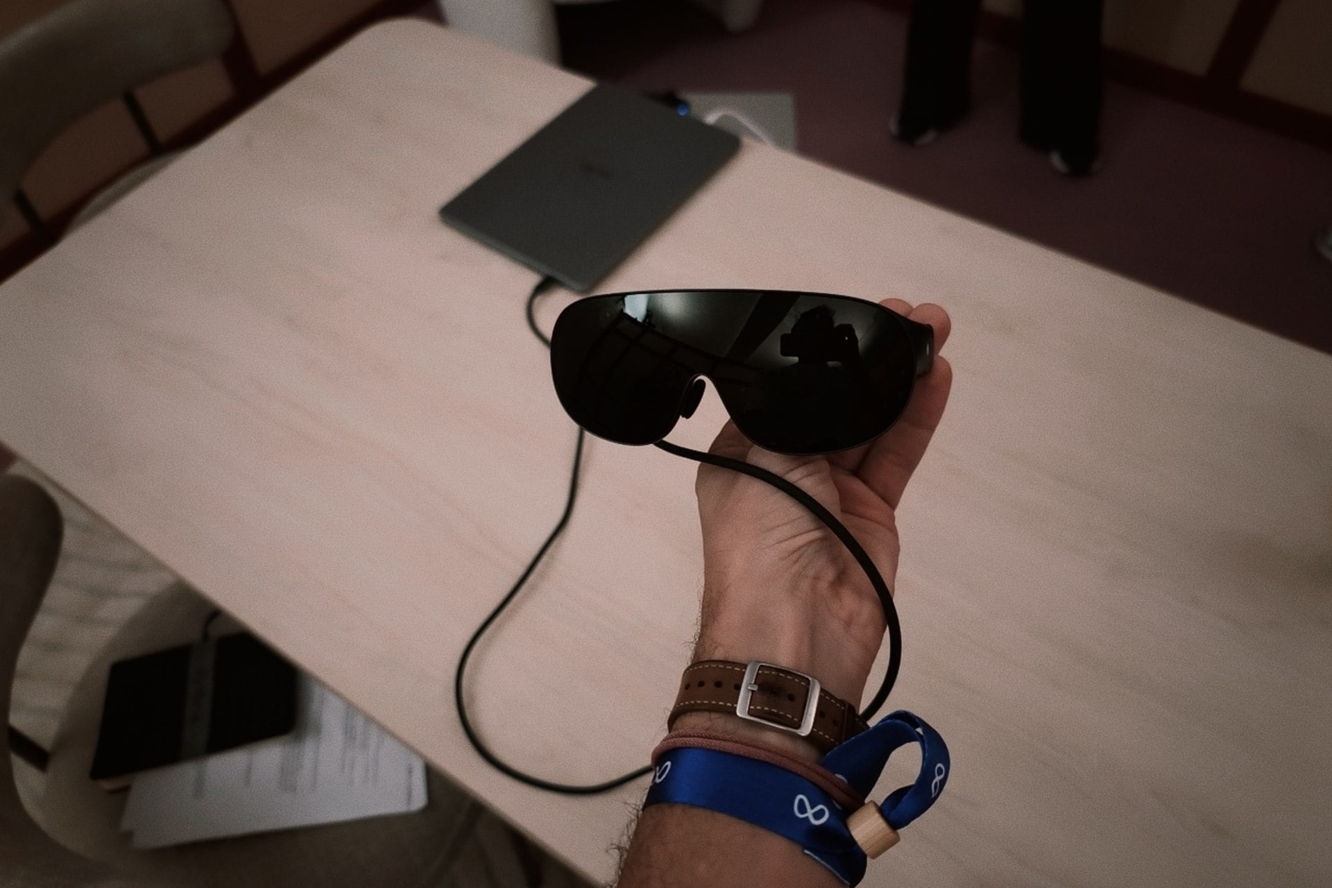 Prise En Main Meta Vr Glasses Lunettes Tenues En Main