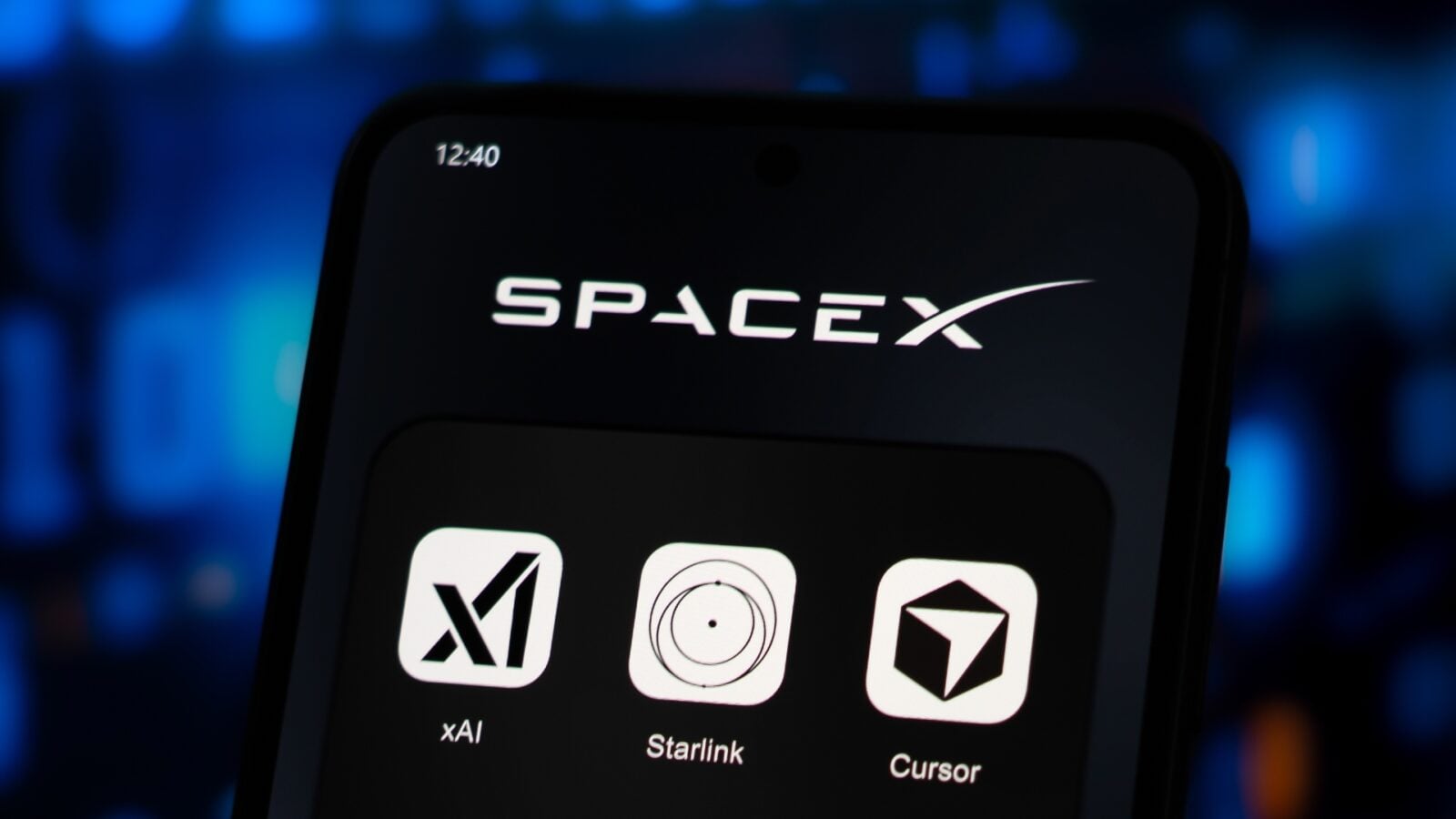Obnubilée par les milliards promis par l’orbite terrestre, SpaceX tourne le dos à l’exploration spatiale