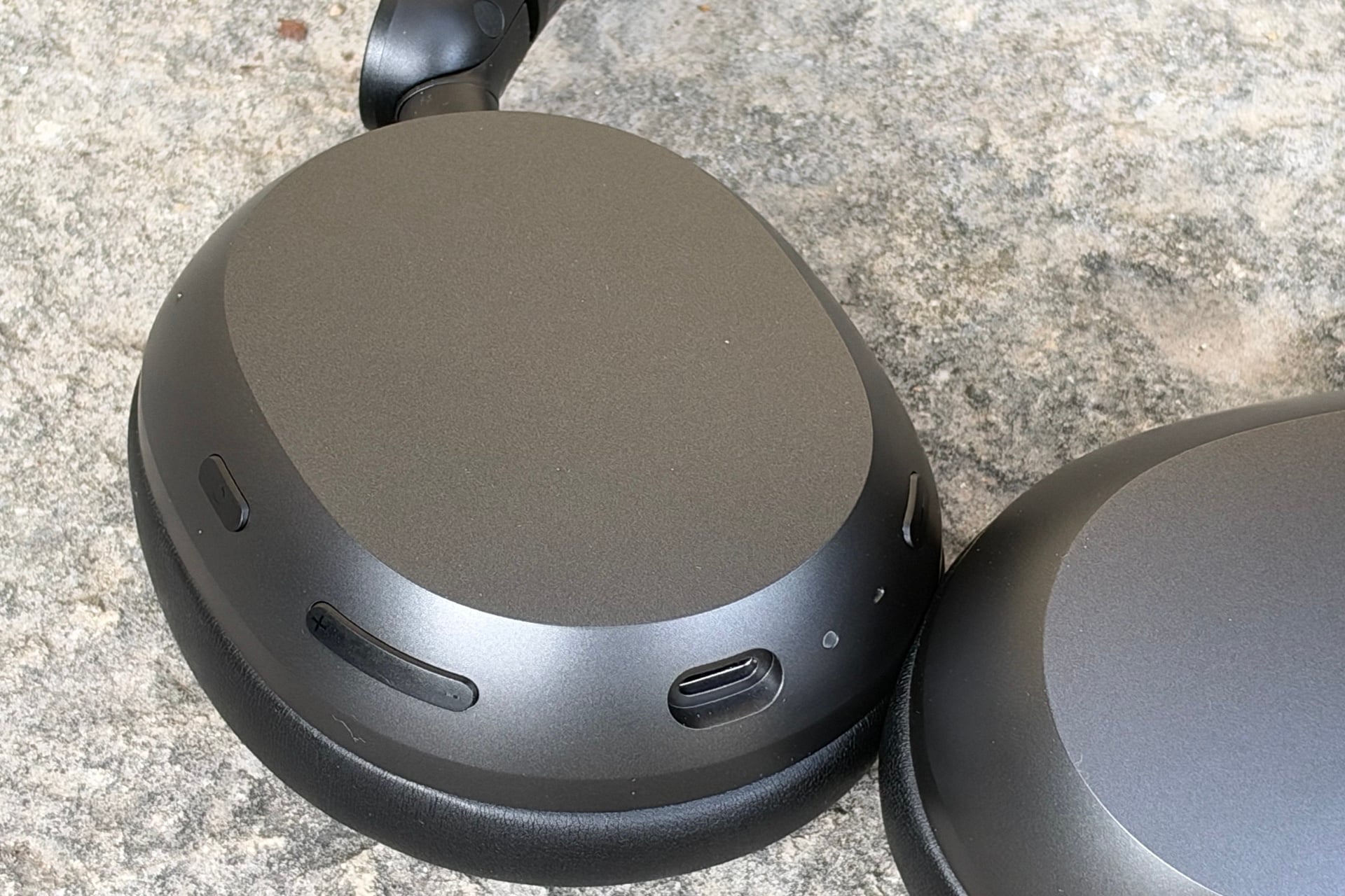 La prise USB-C du casque Xiaomi Redmi Headphones Neo