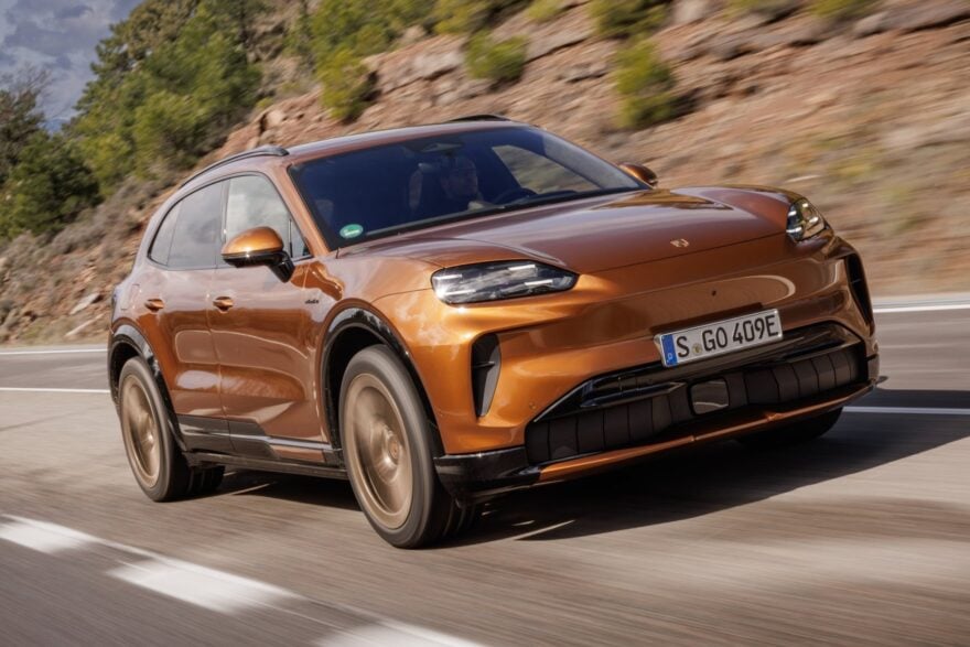 16 minutes pour charger un monstre de 1 156 ch : Porsche enterre définitivement le thermique avec son Cayenne