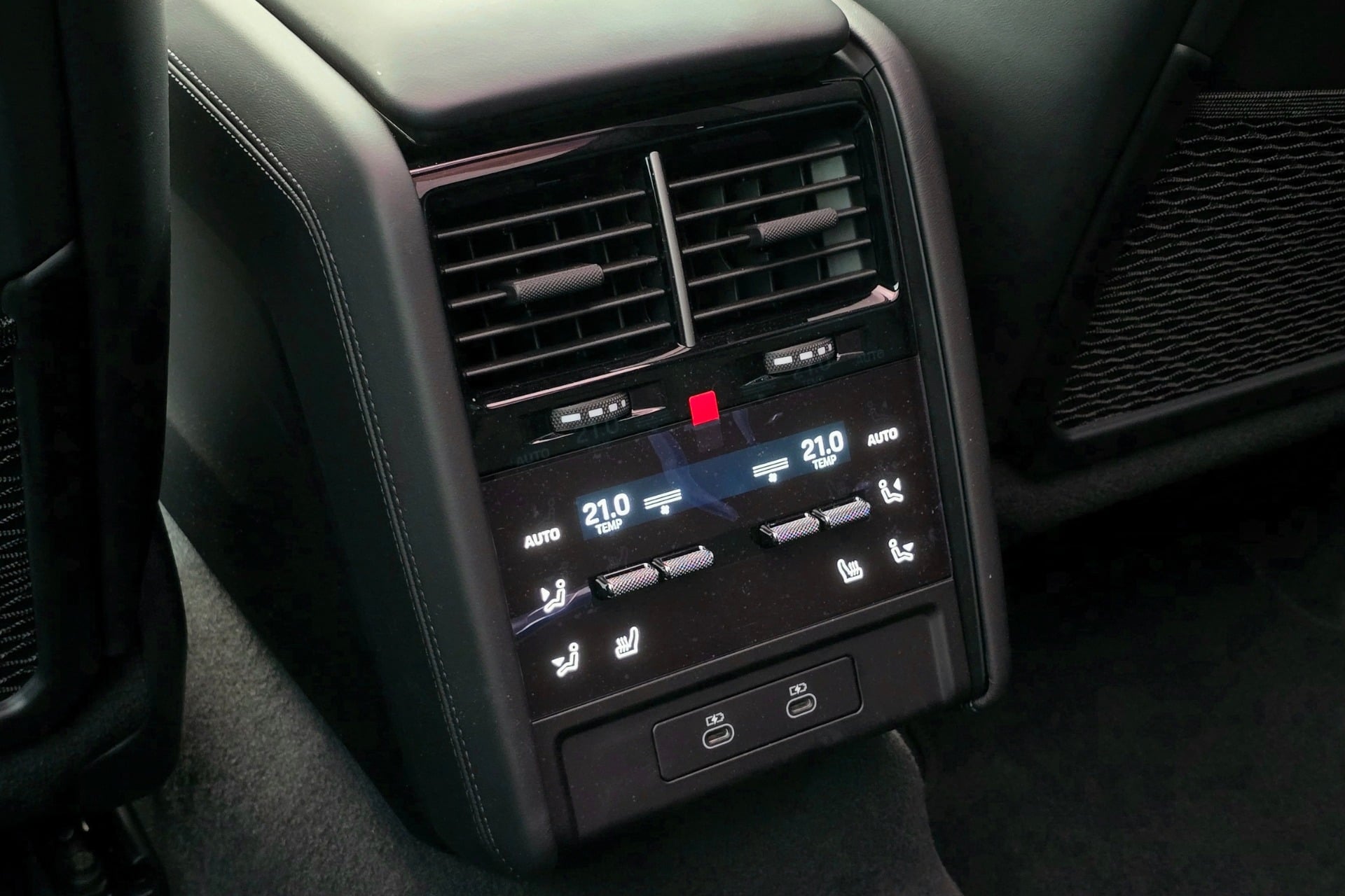 Porsche Cayenne (16)