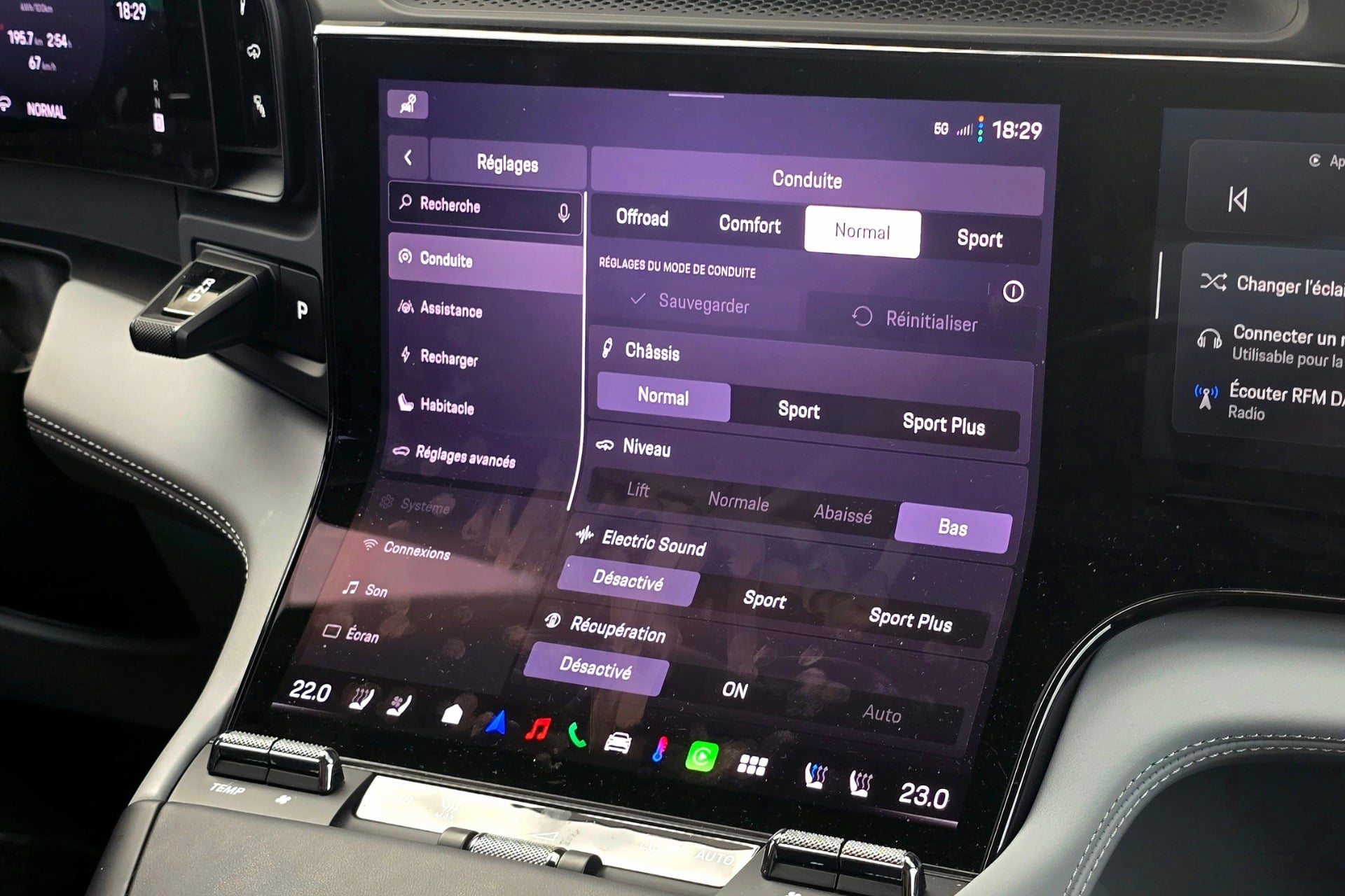 Porsche Cayenne (2)