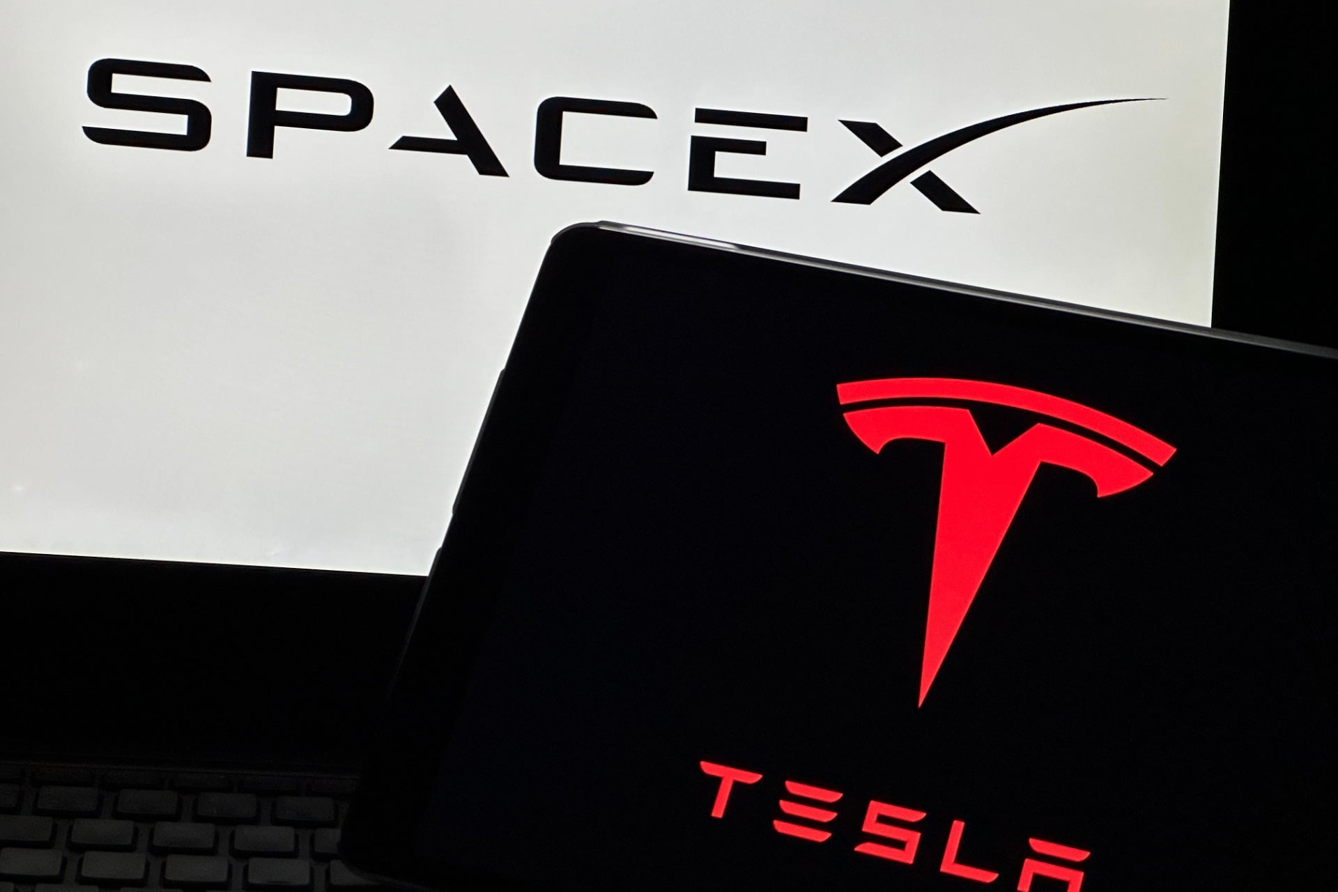 Tesla Spacex Elon Musk Rumeur Fusion (2)