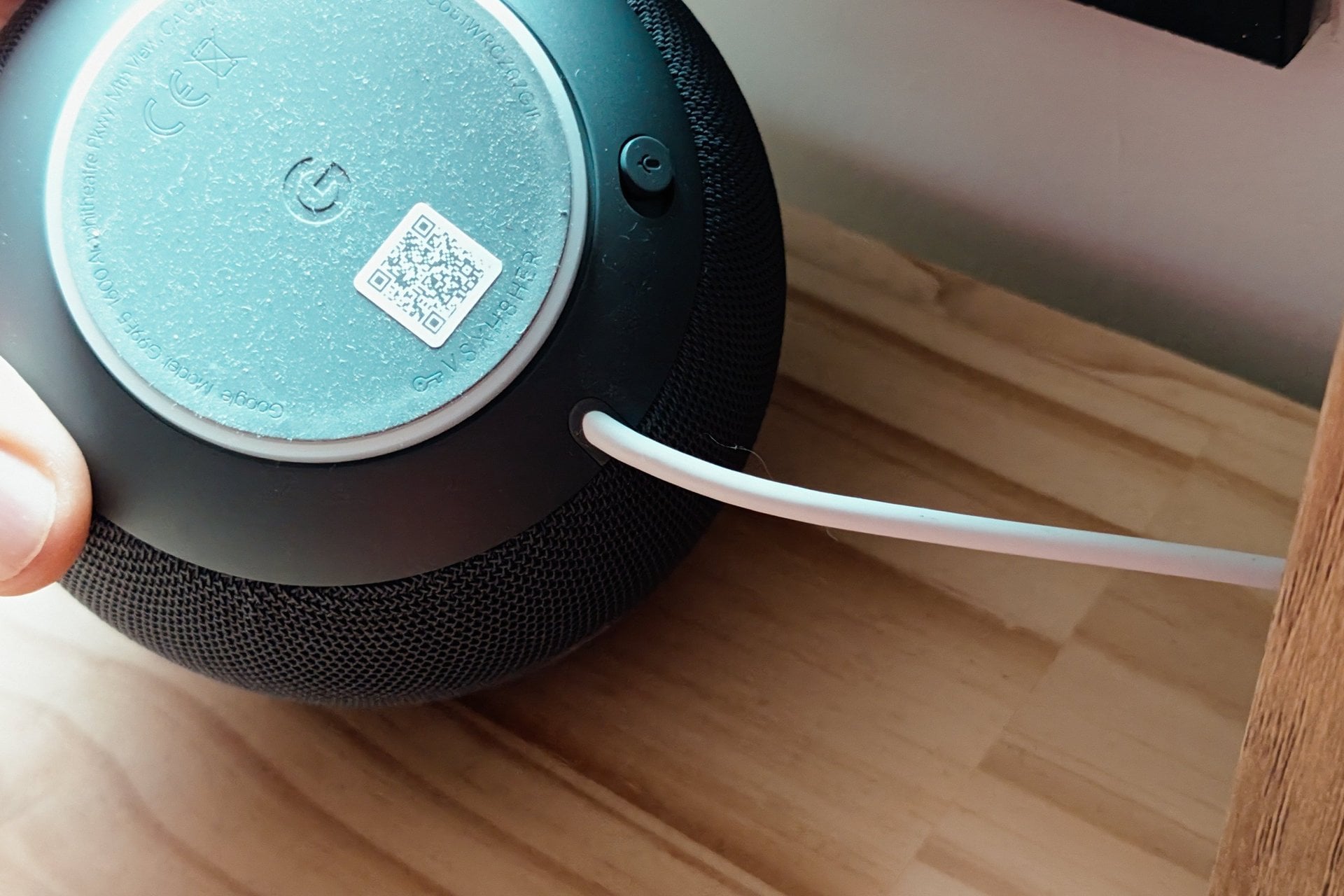 Test Google Home Speaker Dessous Connectique
