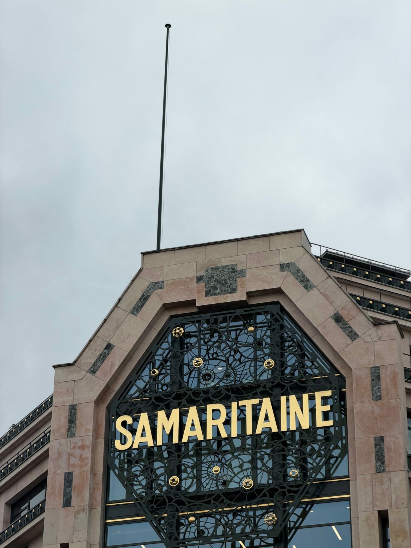 Test iPhone 18 Pro Photo Samaritaine Contre Plongee