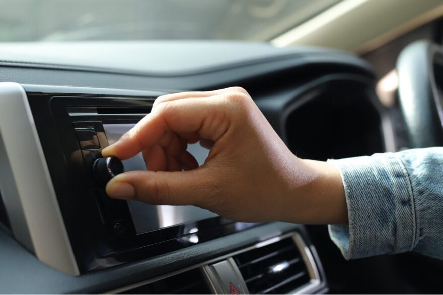 Voiture Radio Reglage Musique Volume (2)