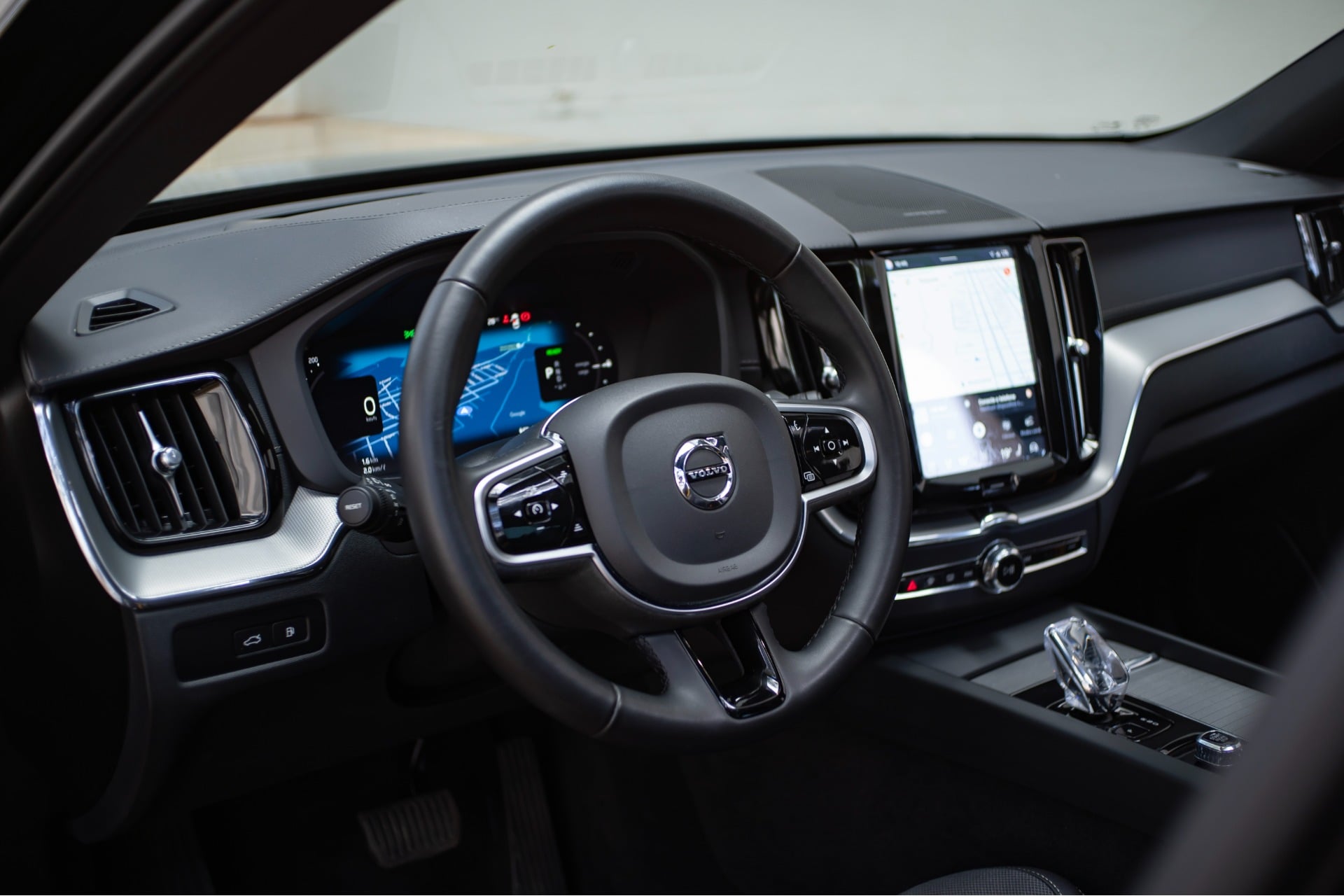 Volant Cockpit Volvo Conduite Automobile (2)